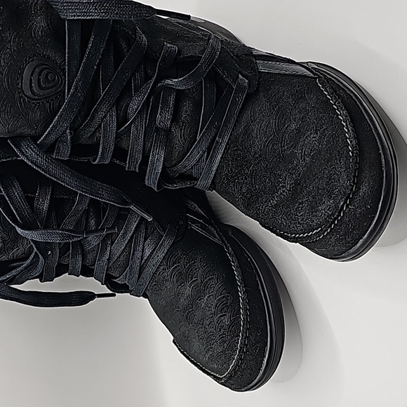 REEBOK EASYTONE LEATHER WINTER/HIKING BOOTS7.5 - Picture 2 of 9